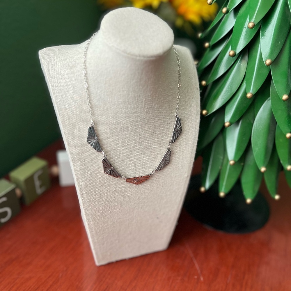 Anna & Ava Silver and Black Geometric Necklace #J3